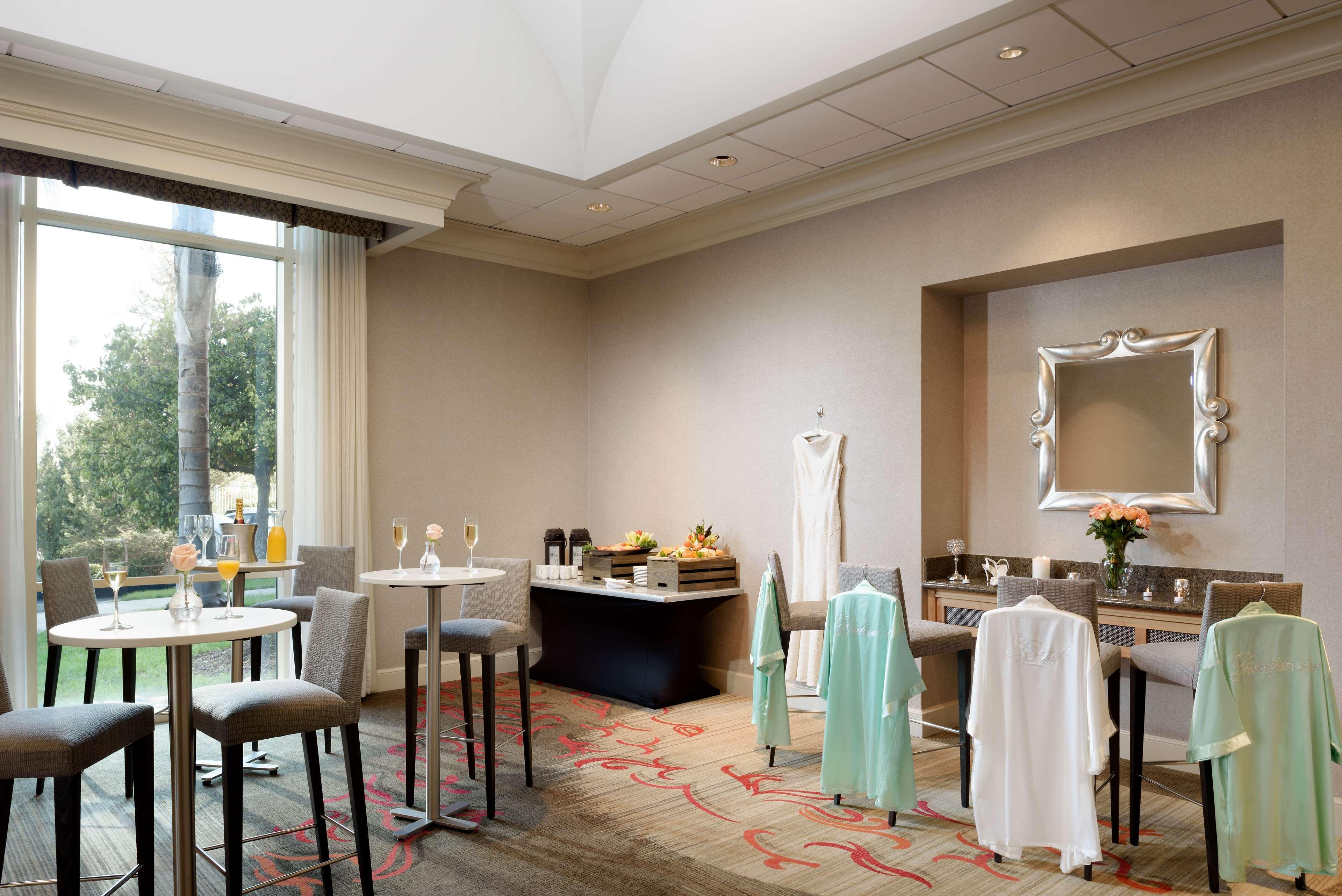 Отель Hilton Санта Клара Экстерьер фото